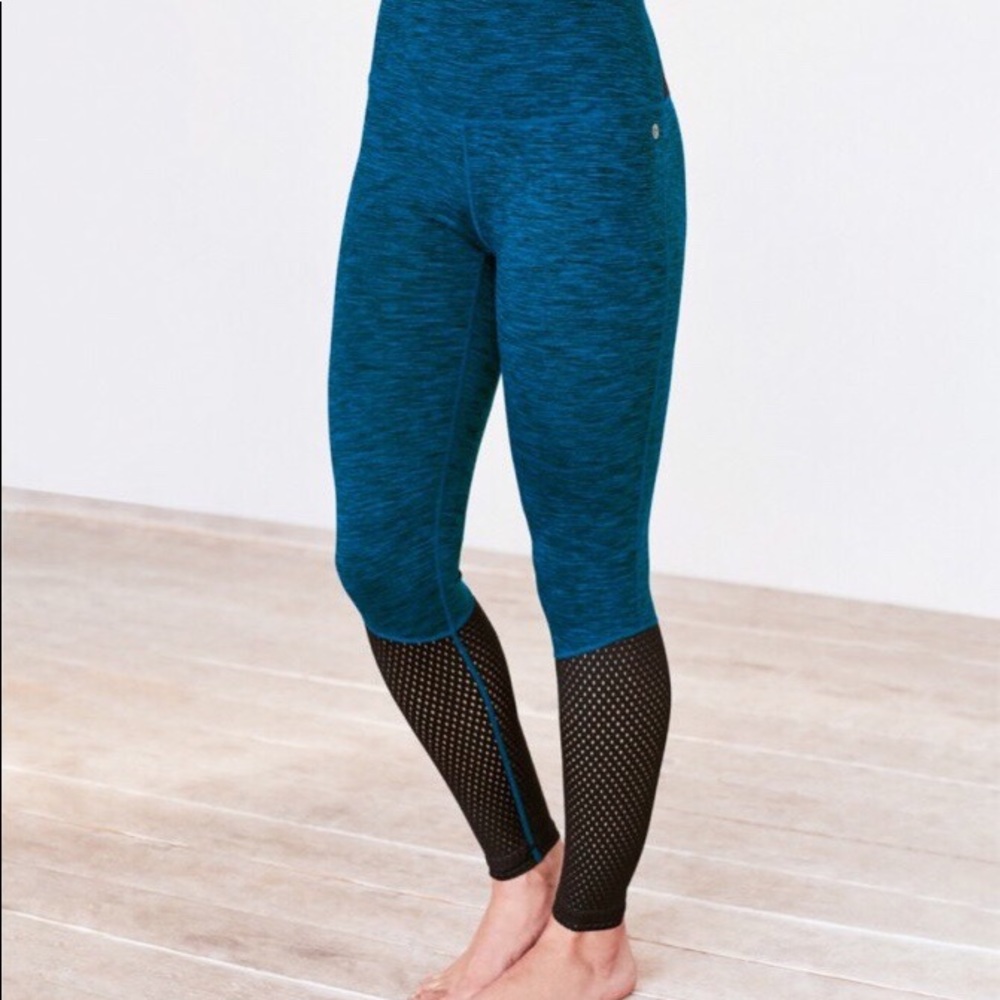 High waisted manduka mesh leggings
